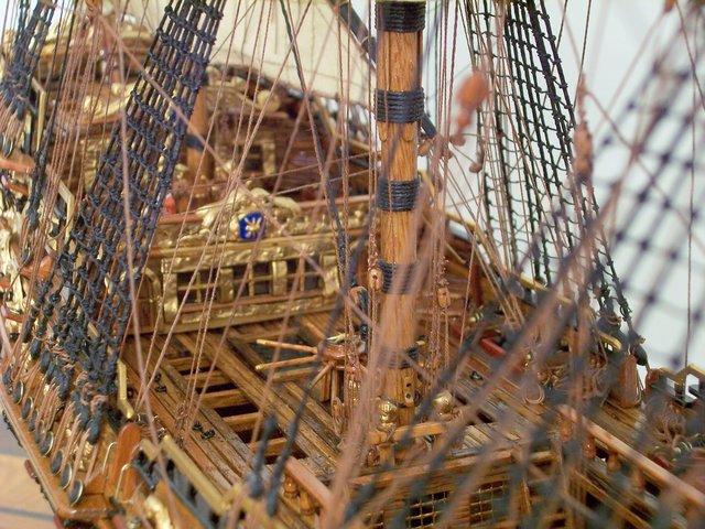 MAIN MAST