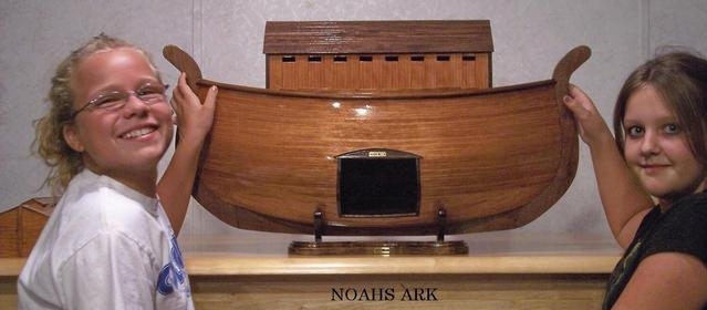 Large Noahs Ark Model